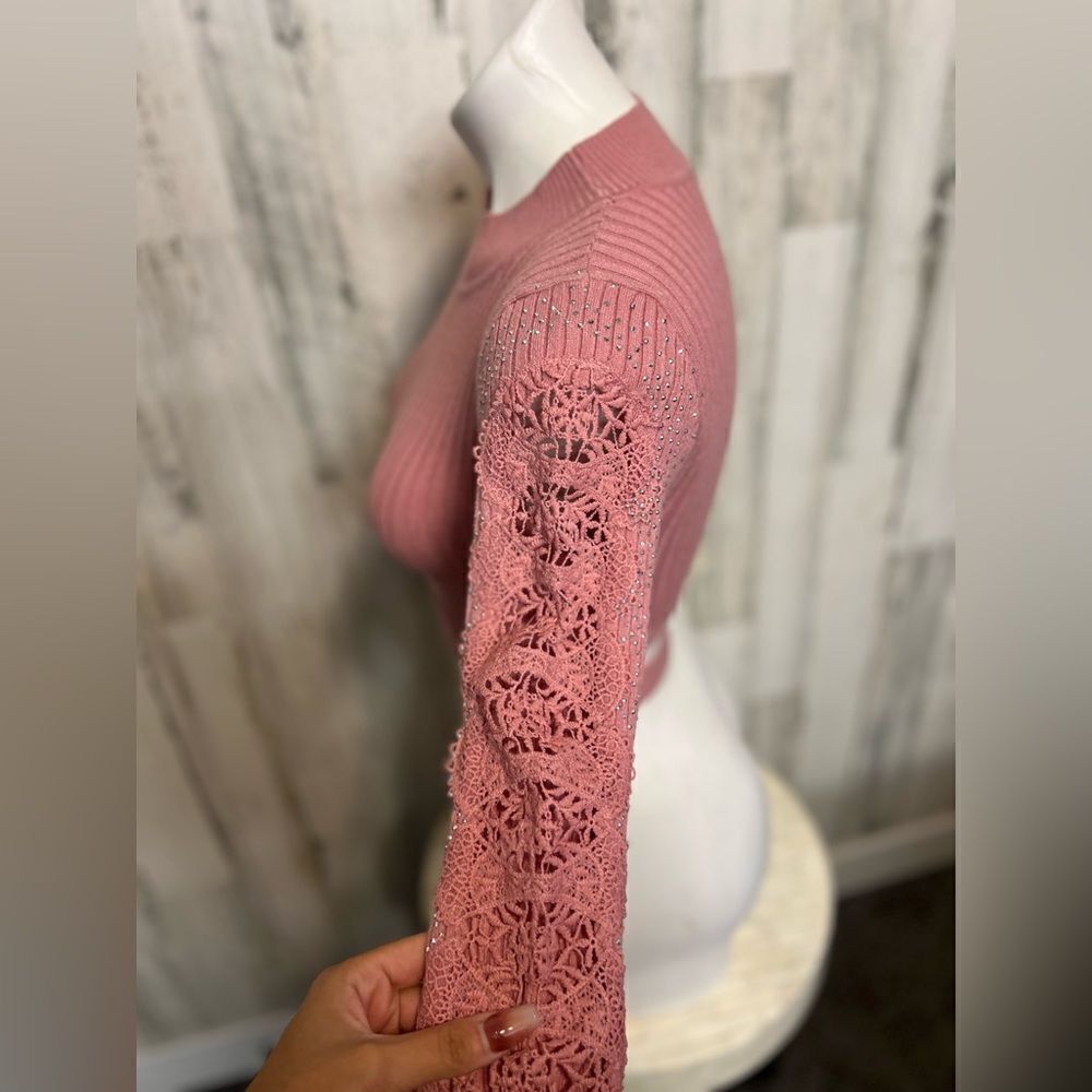 Pink cropped sweater - Picture 4 of 8